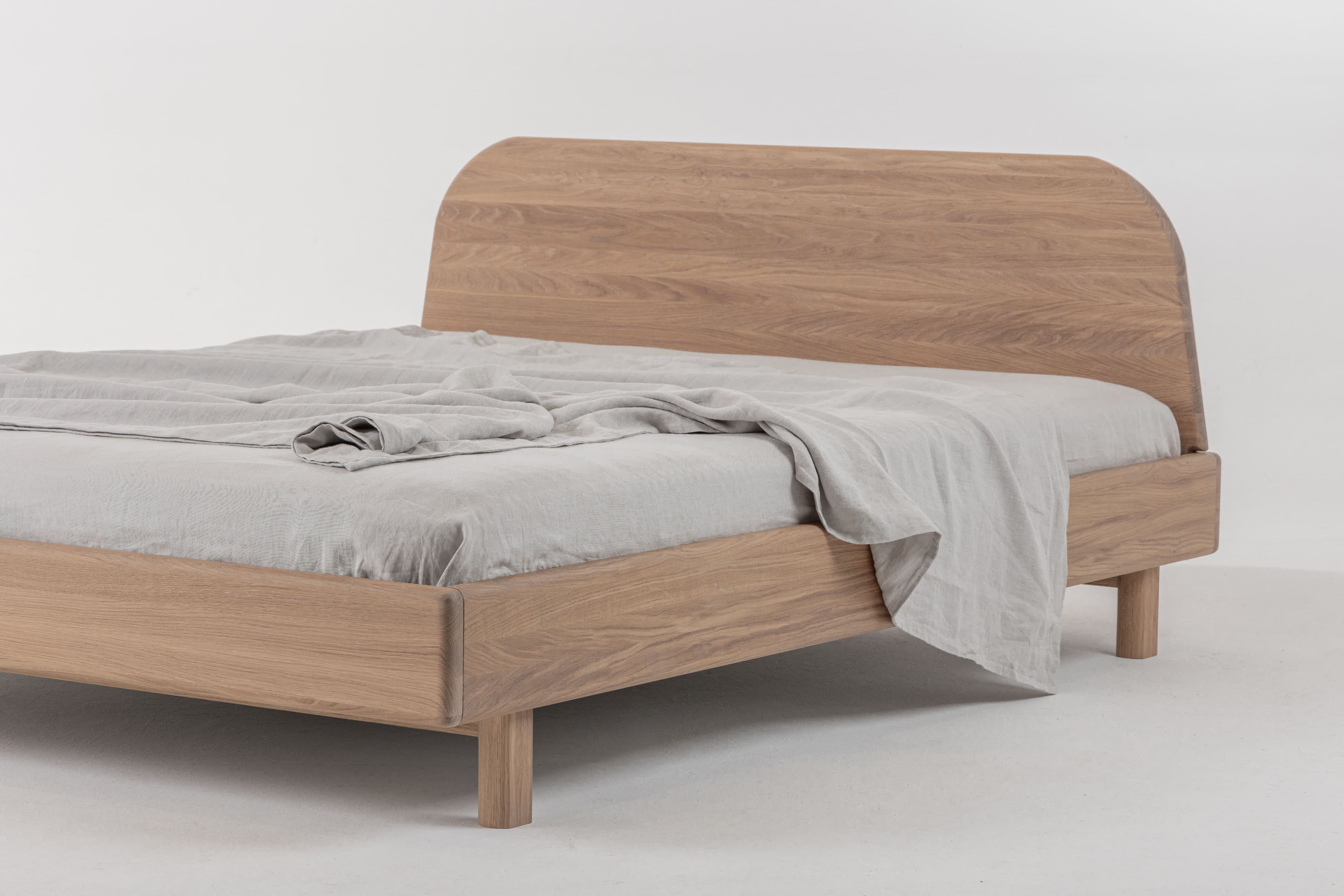 Nest krevet
