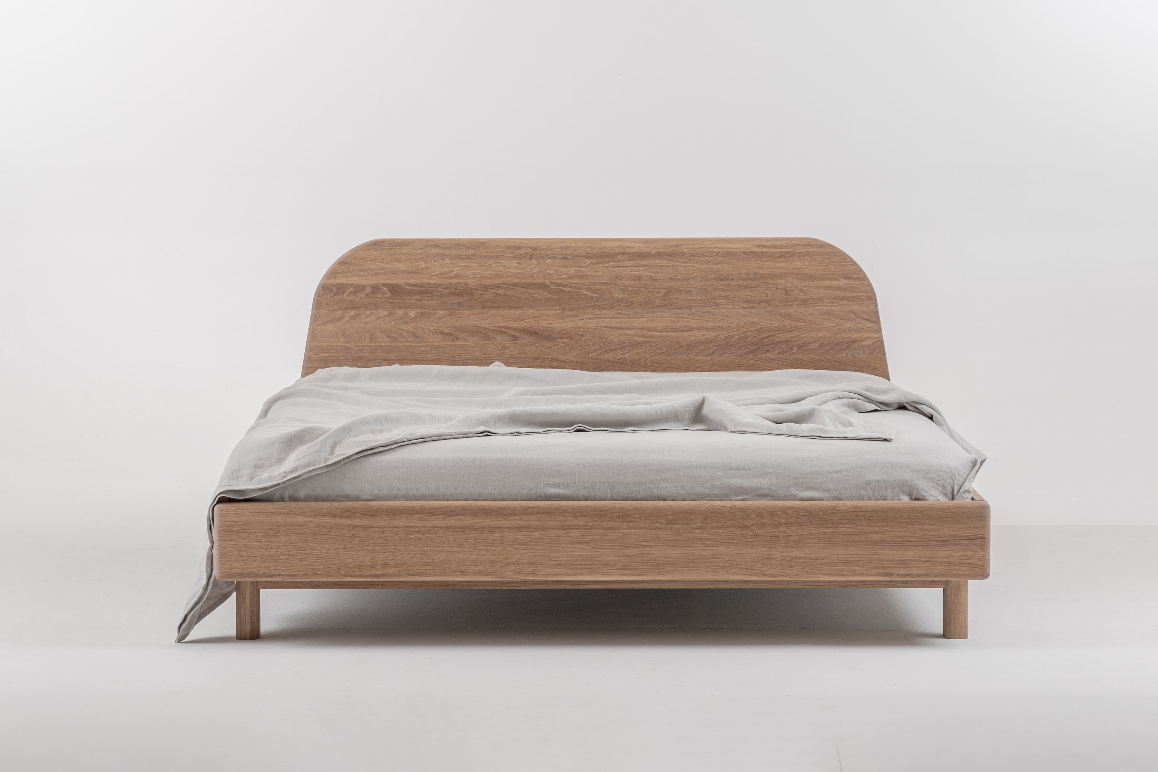 Nest krevet